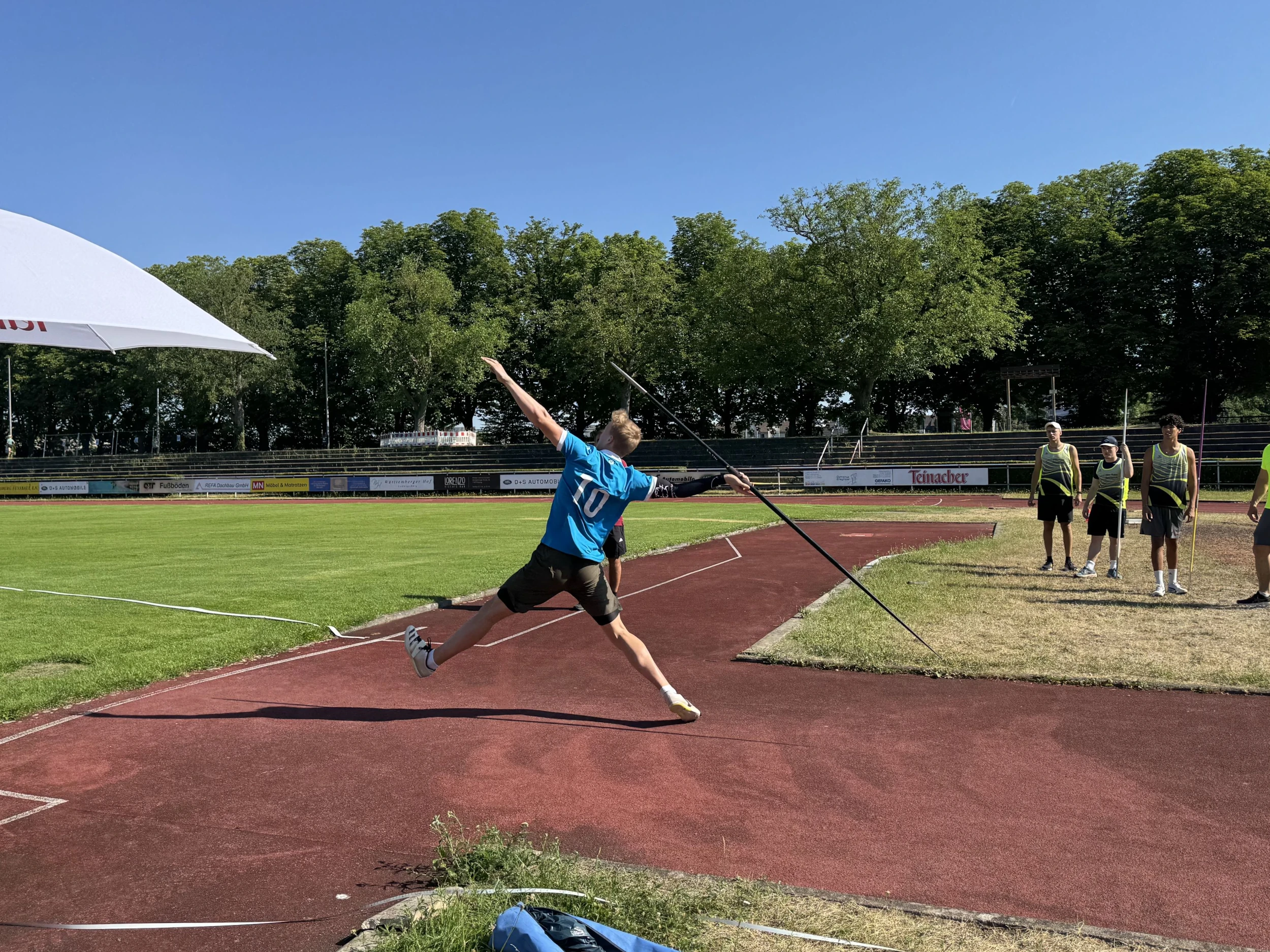 Bild 2: U18 Leichtathleten qualifizieren sich fürs Landesfinale 