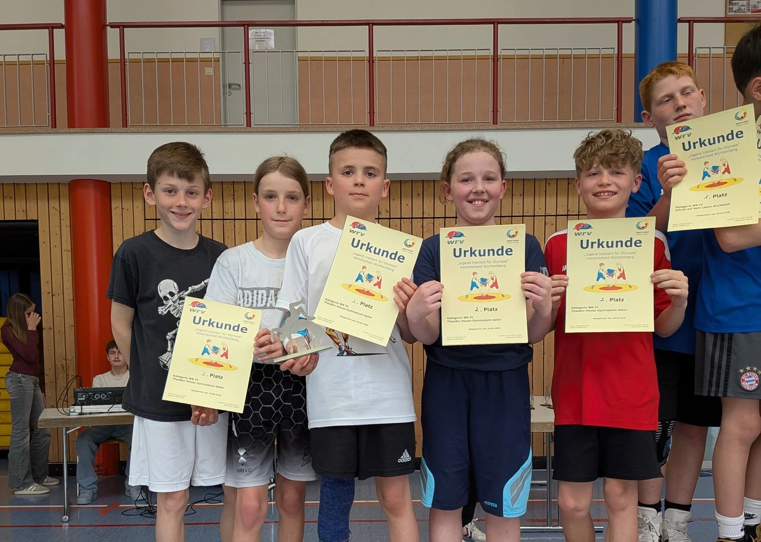 Bild 2: Teilnahme am Bundeswettbewerb Jugend trainiert für Olympia Ringen 