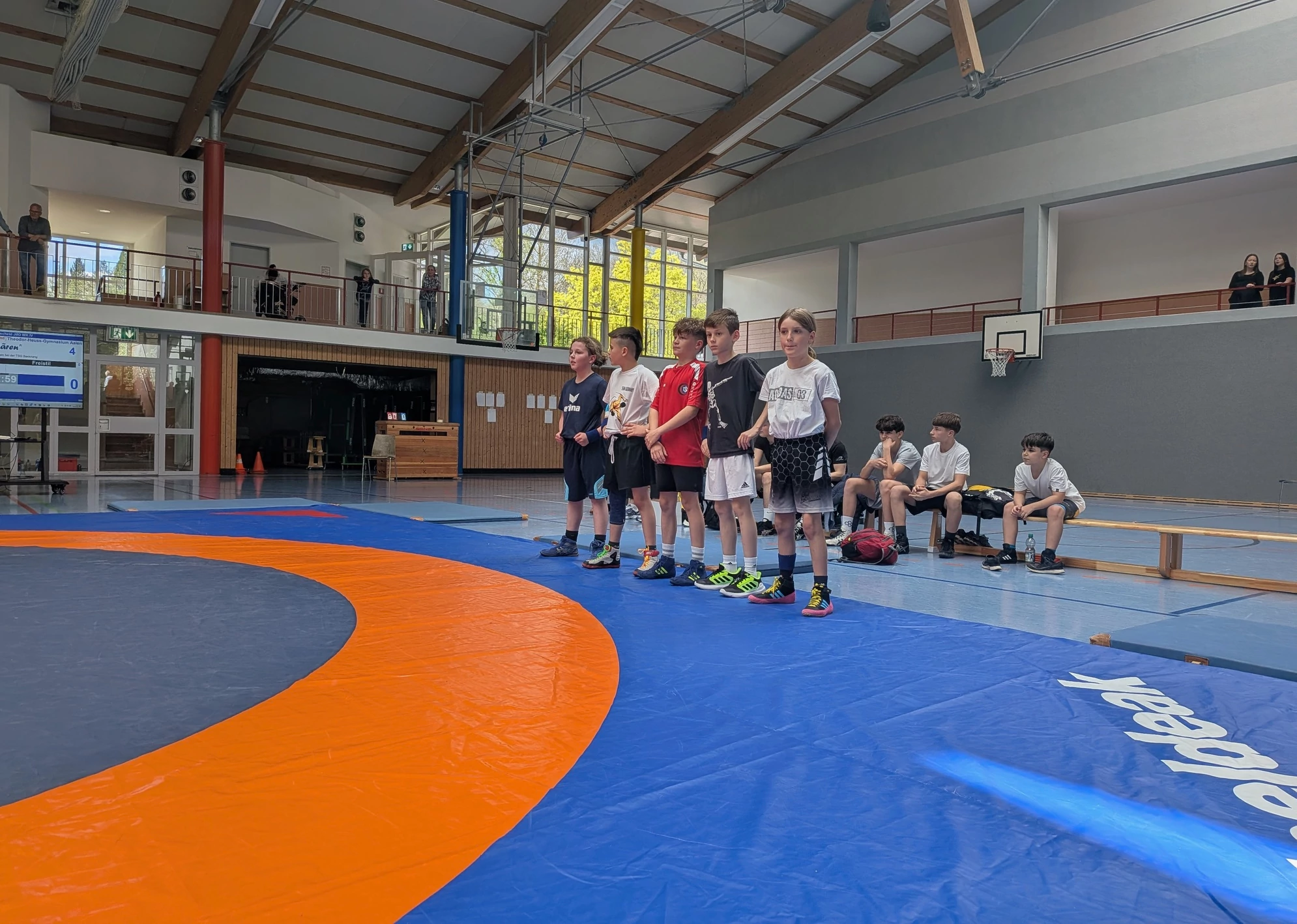 Bild 4: Teilnahme am Bundeswettbewerb Jugend trainiert für Olympia Ringen 