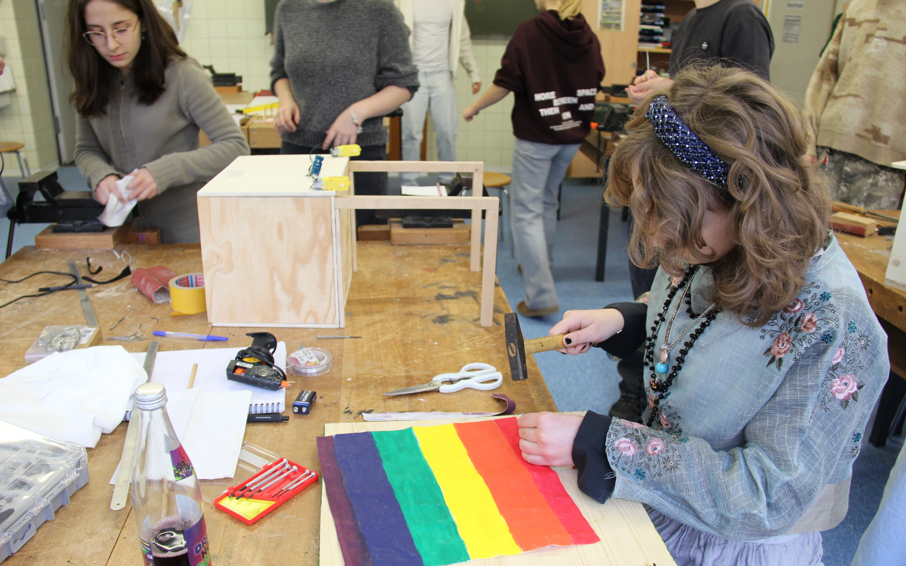 Bild 3: Tüftelwerkstatt am Theodor-Heuss-Gymnasium in Kooperation mit der Hochschule Aalen