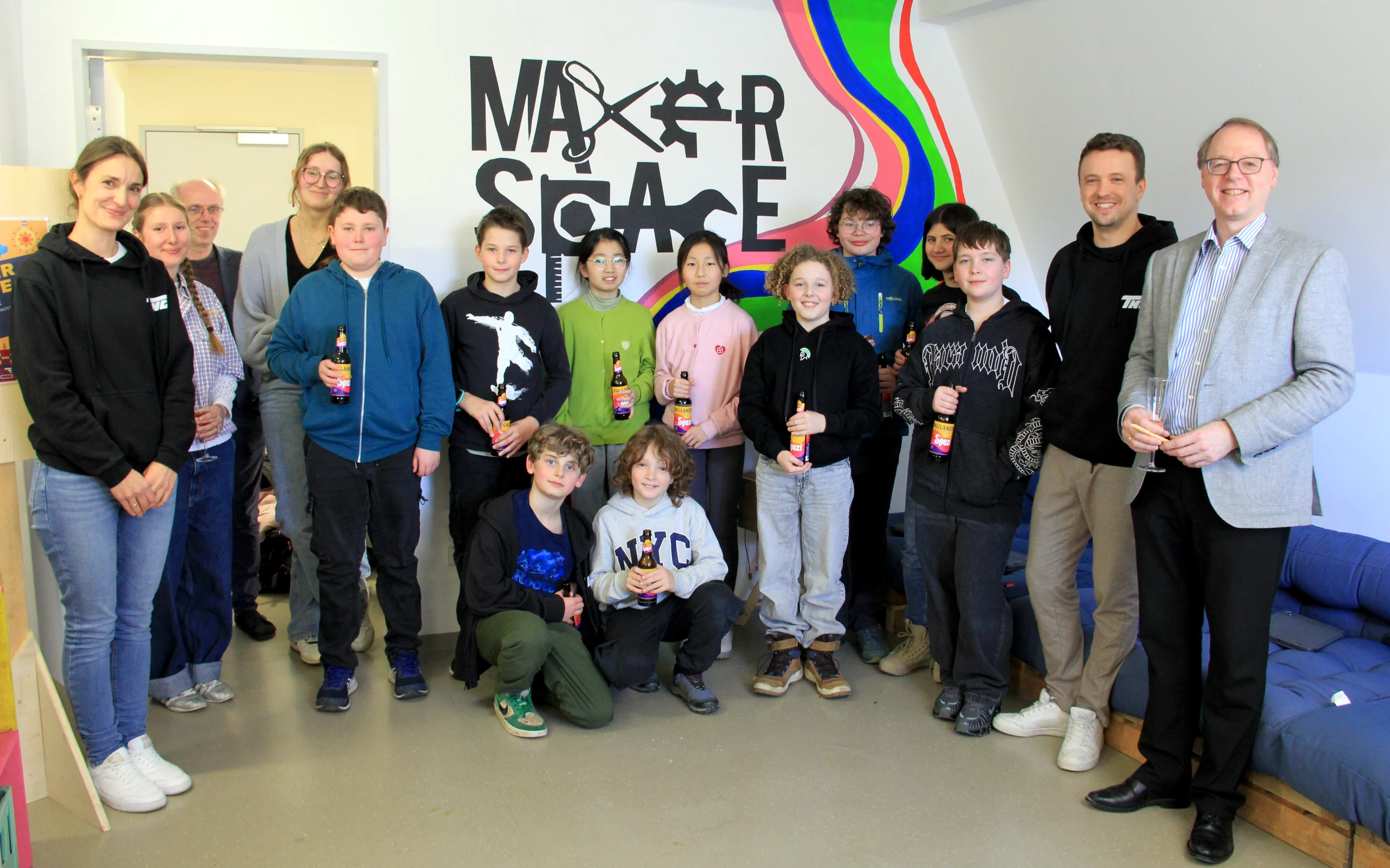 Titelbild: Feierliche Eröffnung eines Maker Space am THG