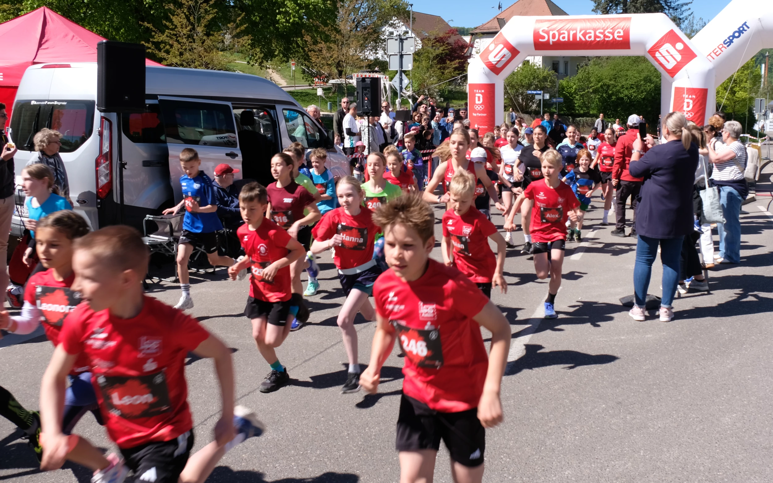 Titelbild: Ein erfolgreiches Wochenende beim Kocher Cup für das „Running Team THG“ 