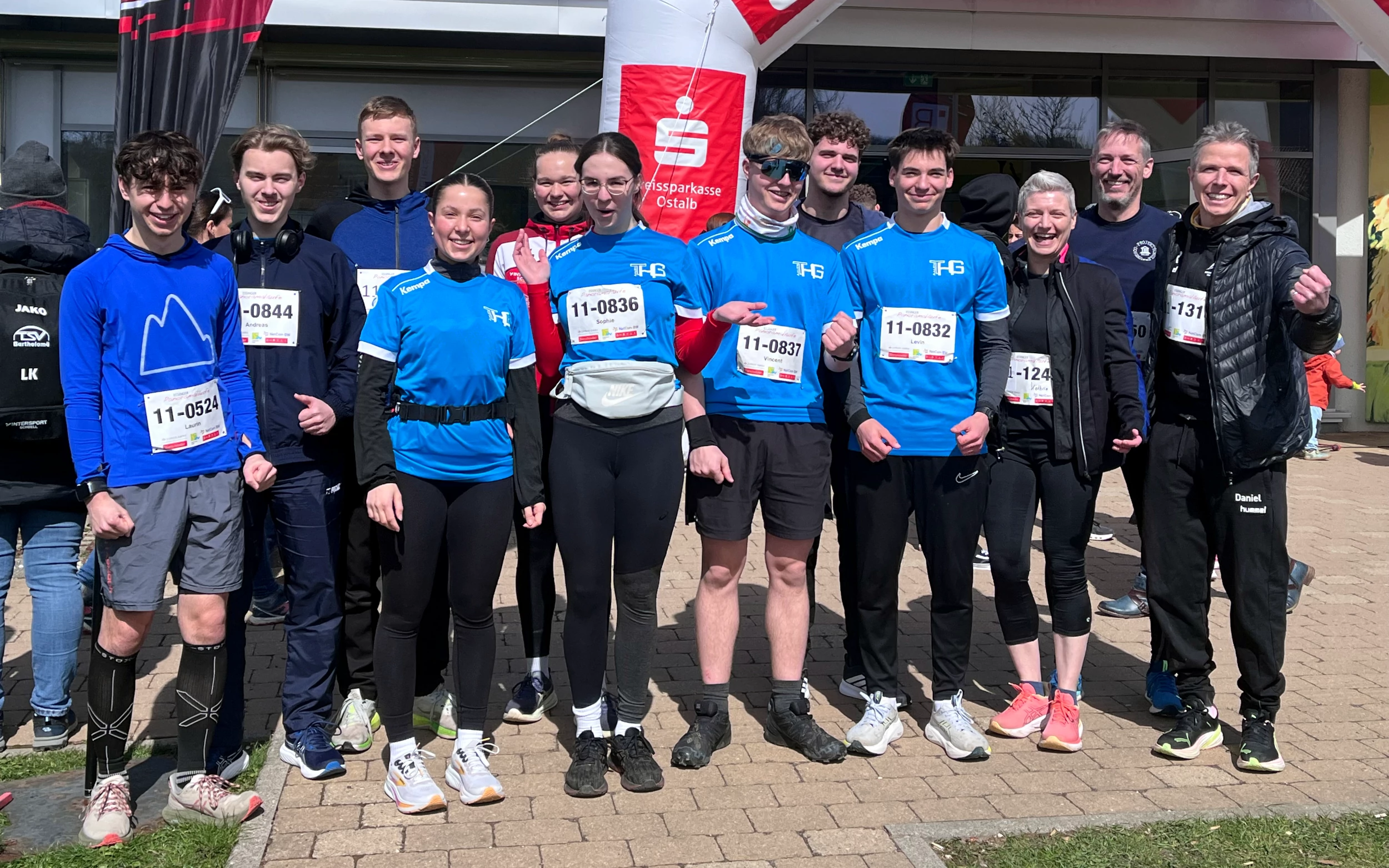Bild 2: Auftakt zum THG-Lauf-Cup bei den Panoramaläufen in Essingen!