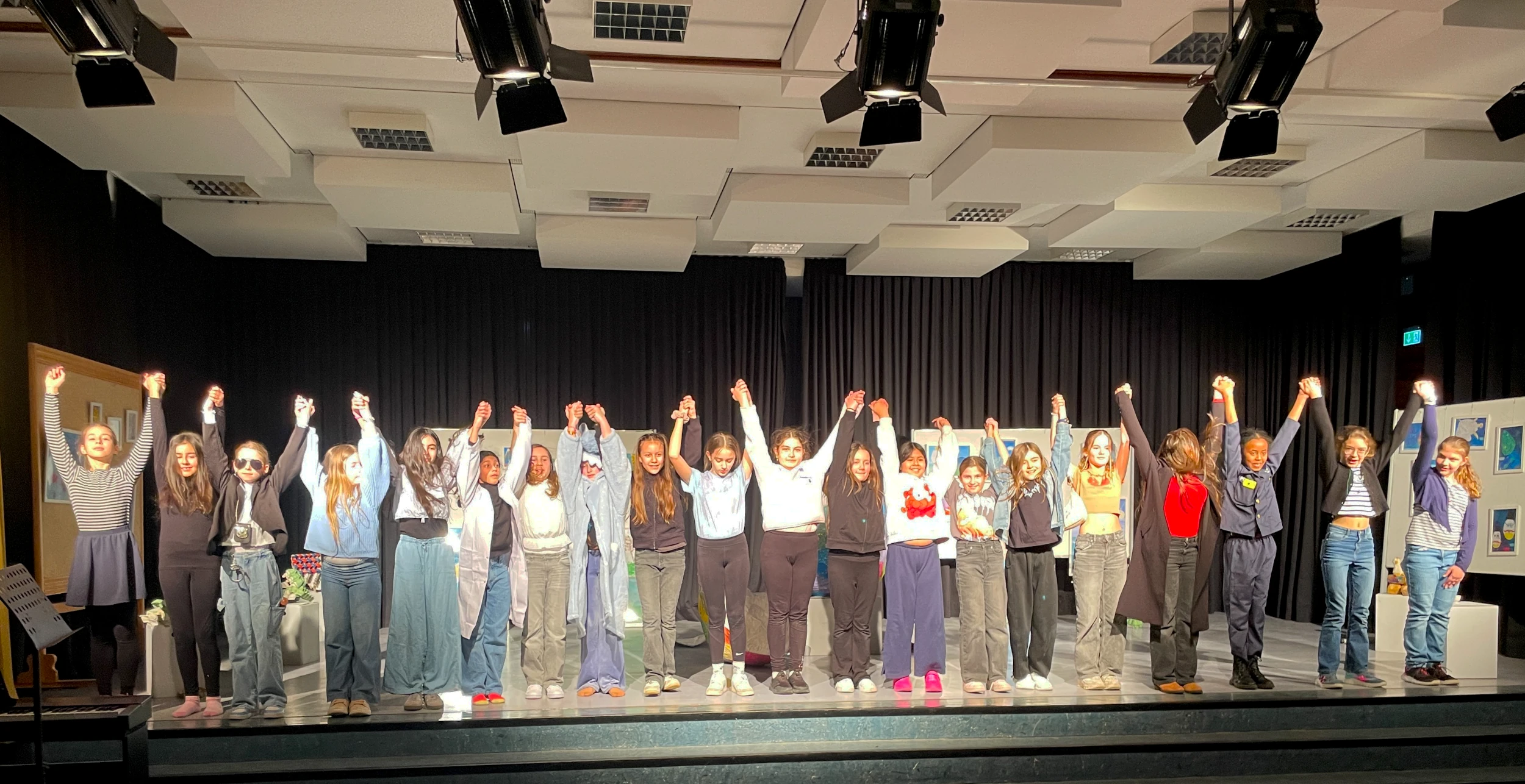 Titelbild: Theater im Doppelpack 